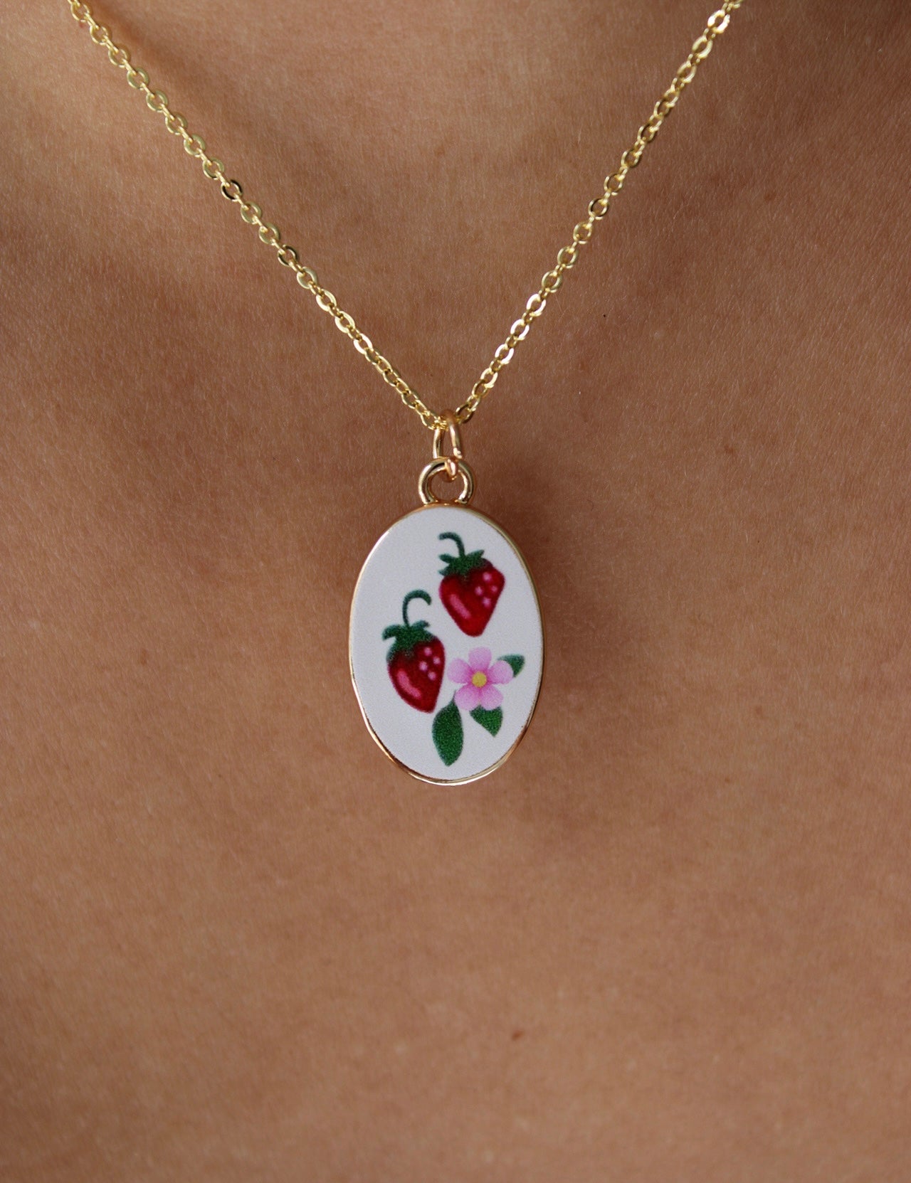 Vintage Floral Oval Necklace