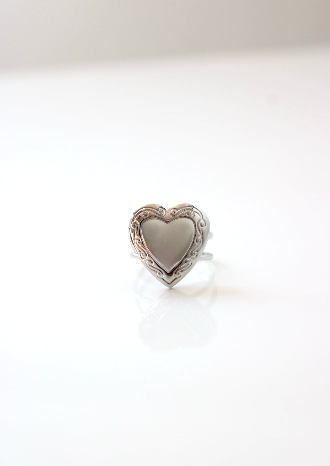 Amor Por Ti Photo Locket Ring